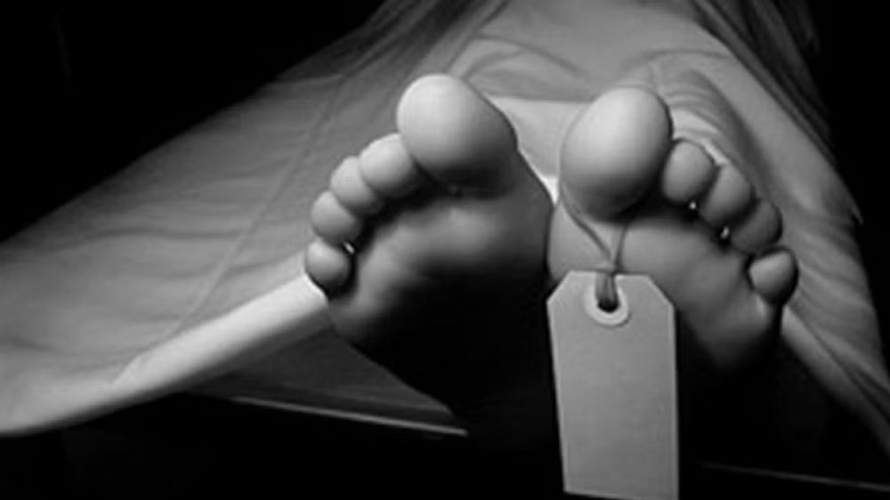 Mother and son found dead in Thuvar village of Sivaganga district Mother and son found dead in Thuvar village of Sivaganga district
