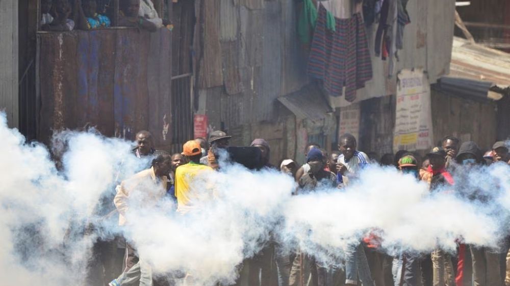 Kenyan police clash with anti-govt protesters