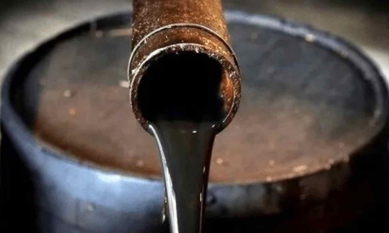 Russia irked with Pakistans slow progress in importing crude oil