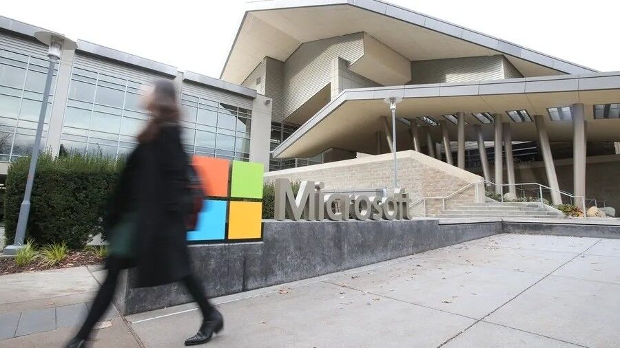 Microsoft lays off 559 employees as Seattle-area job cuts top 2,700 Microsoft lays off 559 employees as Seattle-area job cuts top 2,700
