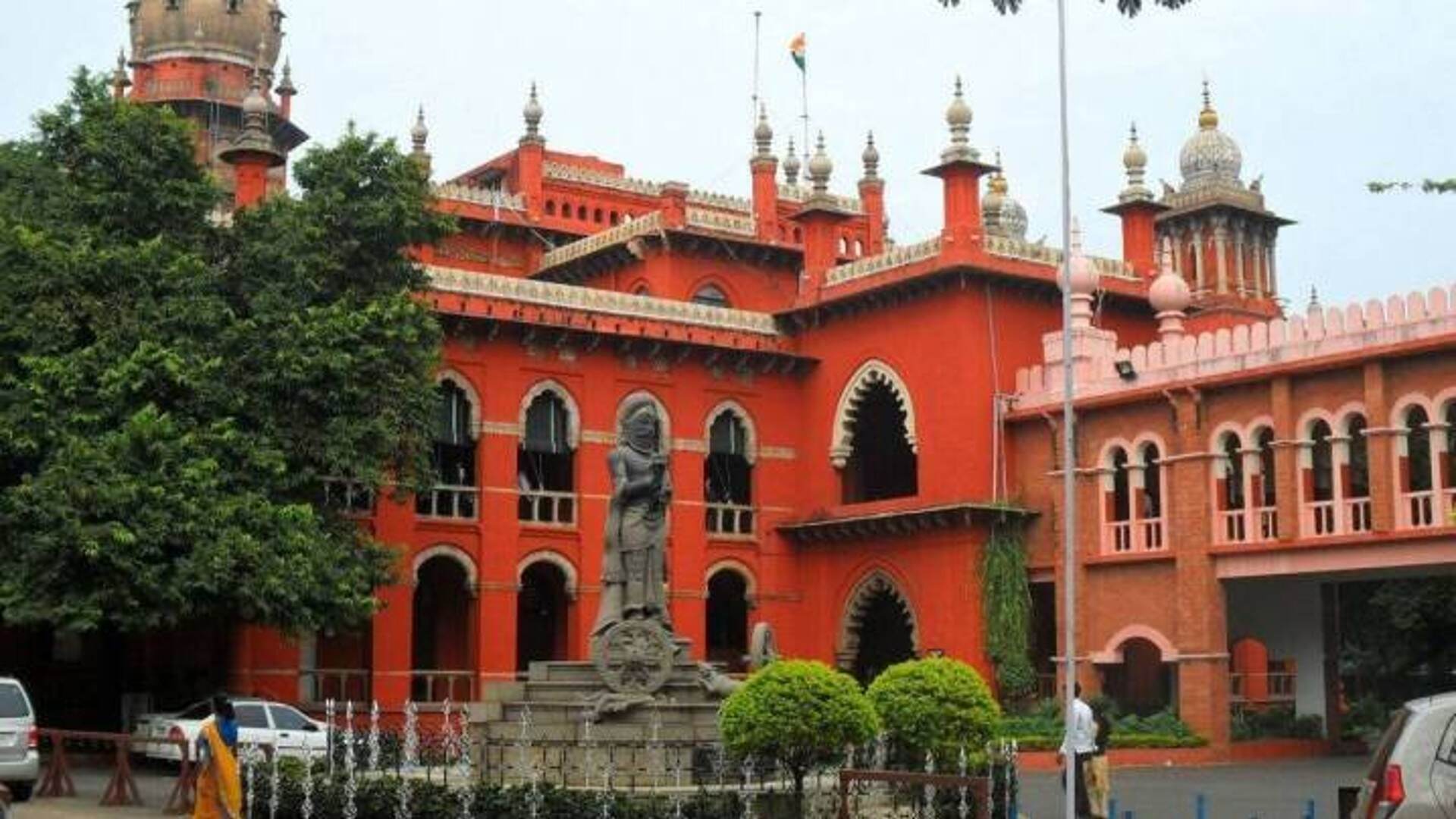 EPS files caveat petition against OPS’ appeal in Madras HC